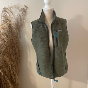 Patagonia Women’s Classic Retro-X Fleece Vest